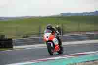 cadwell-no-limits-trackday;cadwell-park;cadwell-park-photographs;cadwell-trackday-photographs;enduro-digital-images;event-digital-images;eventdigitalimages;navarra;no-limits-trackdays;peter-wileman-photography;racing-digital-images;trackday-digital-images;trackday-photos